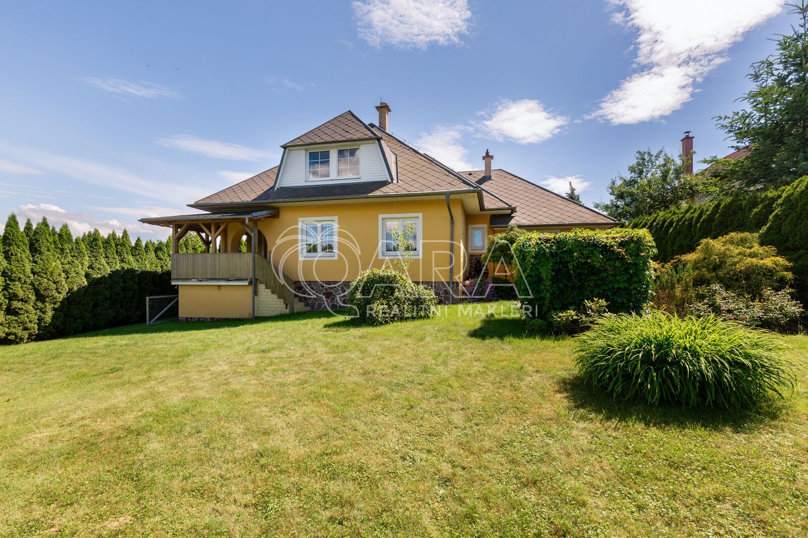 Velký rodinný dům 5+1 | 227 m2 | Krásná zahrada 2451 m2 | Klimkovice